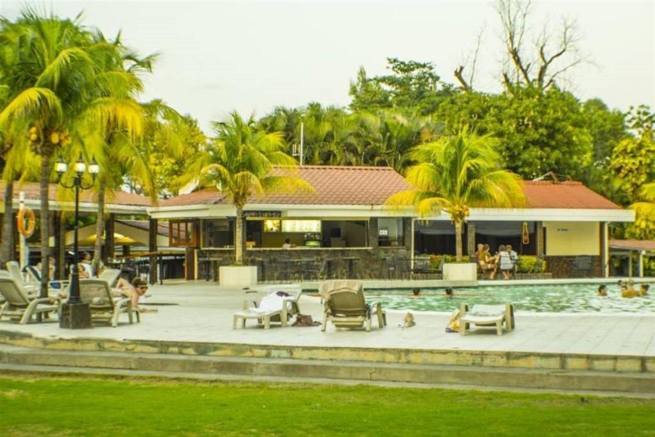 Western Mercedes Airport 4*