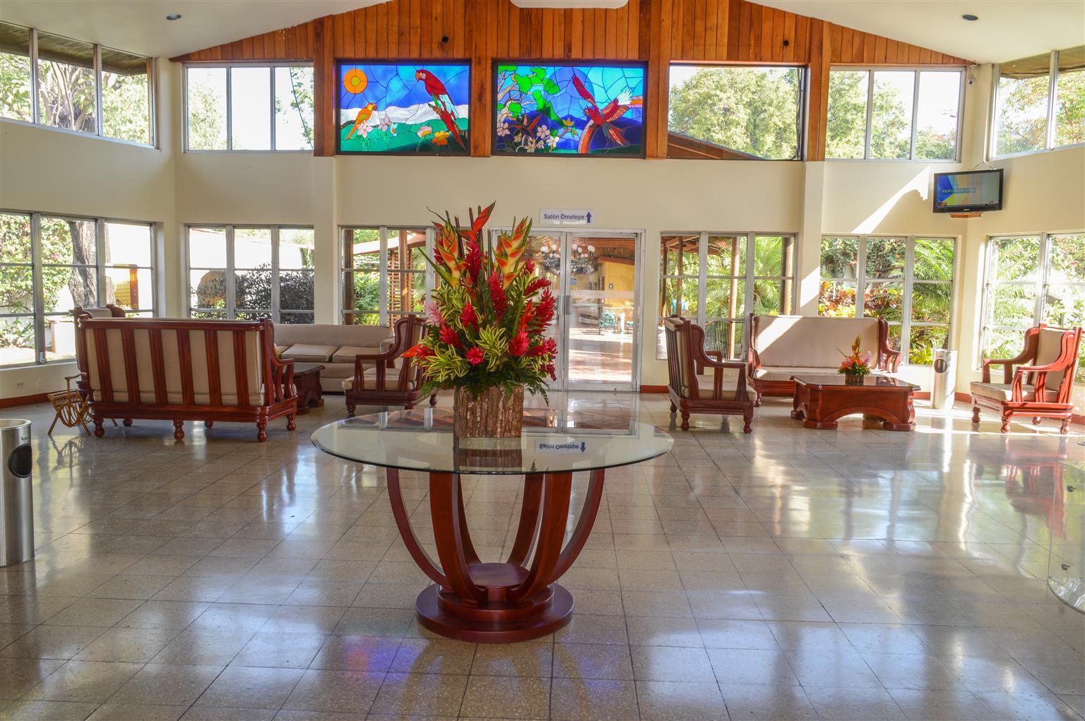 Hotel Western Mercedes Airport