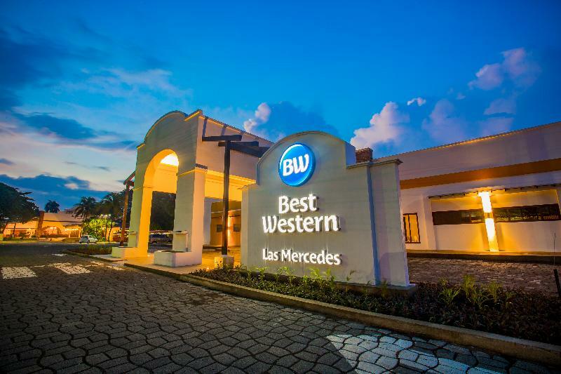 Western Mercedes Airport Hotel