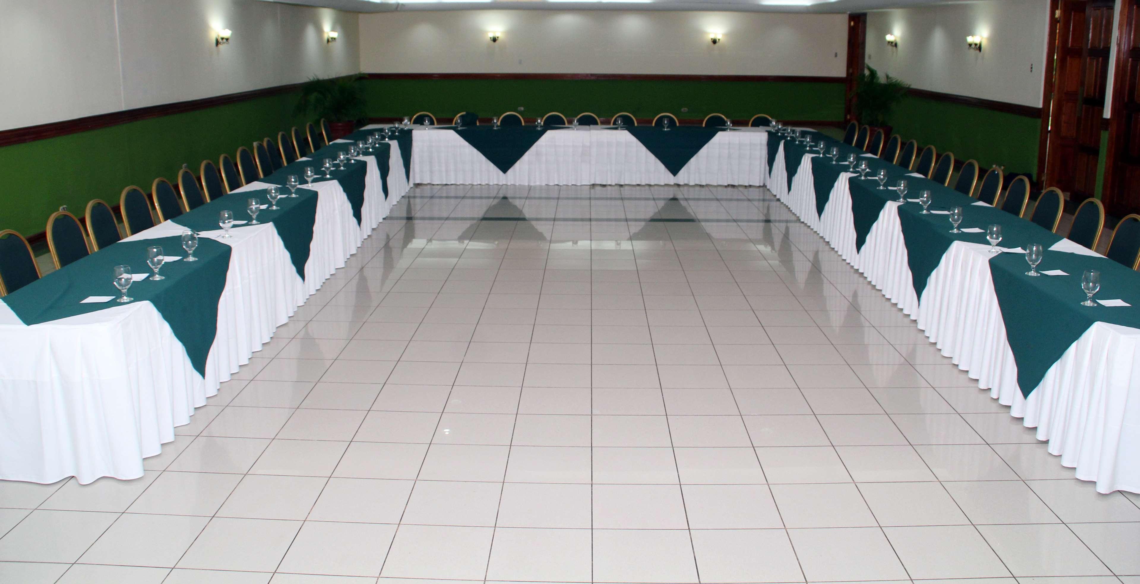 Hotel Western Mercedes Airport Managua